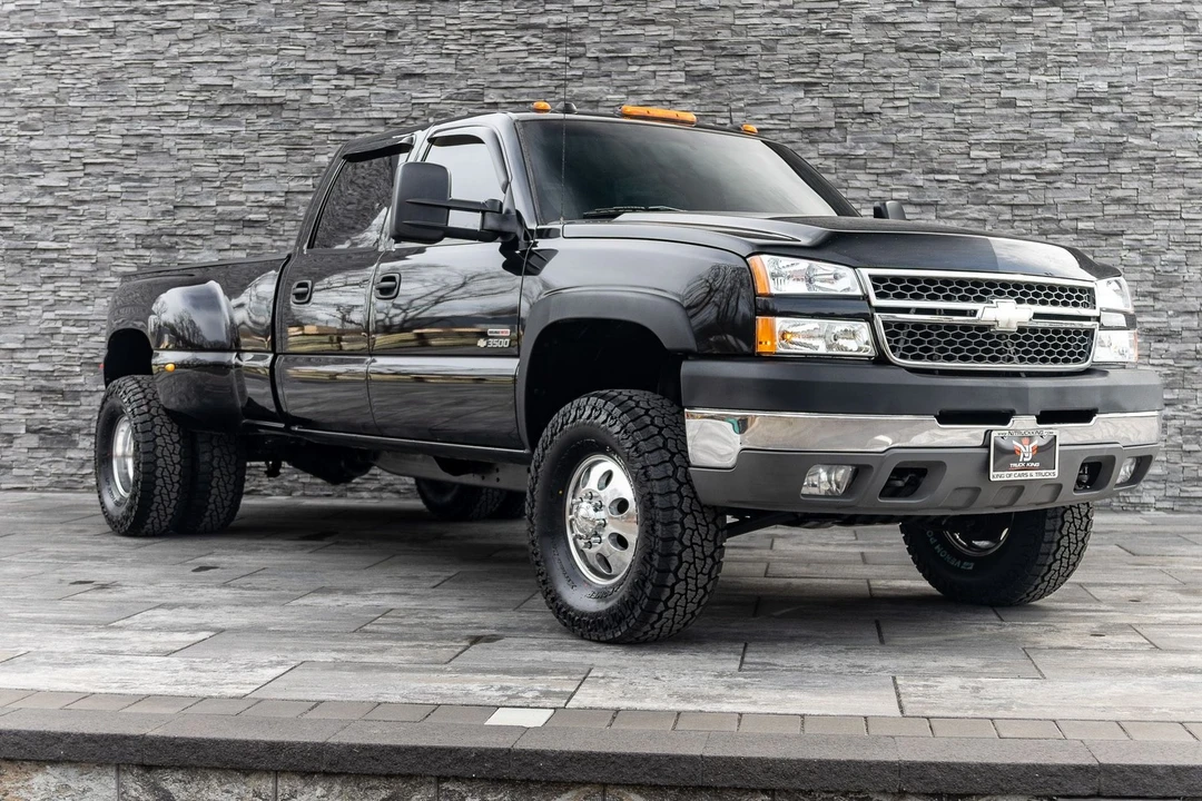 2005 Chevrolet Silverado Heavy Duty 1st Gen - Image 9 of 21
