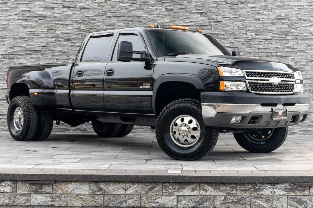 2005 Chevrolet Silverado Heavy Duty 1st Gen - Image 4 of 21