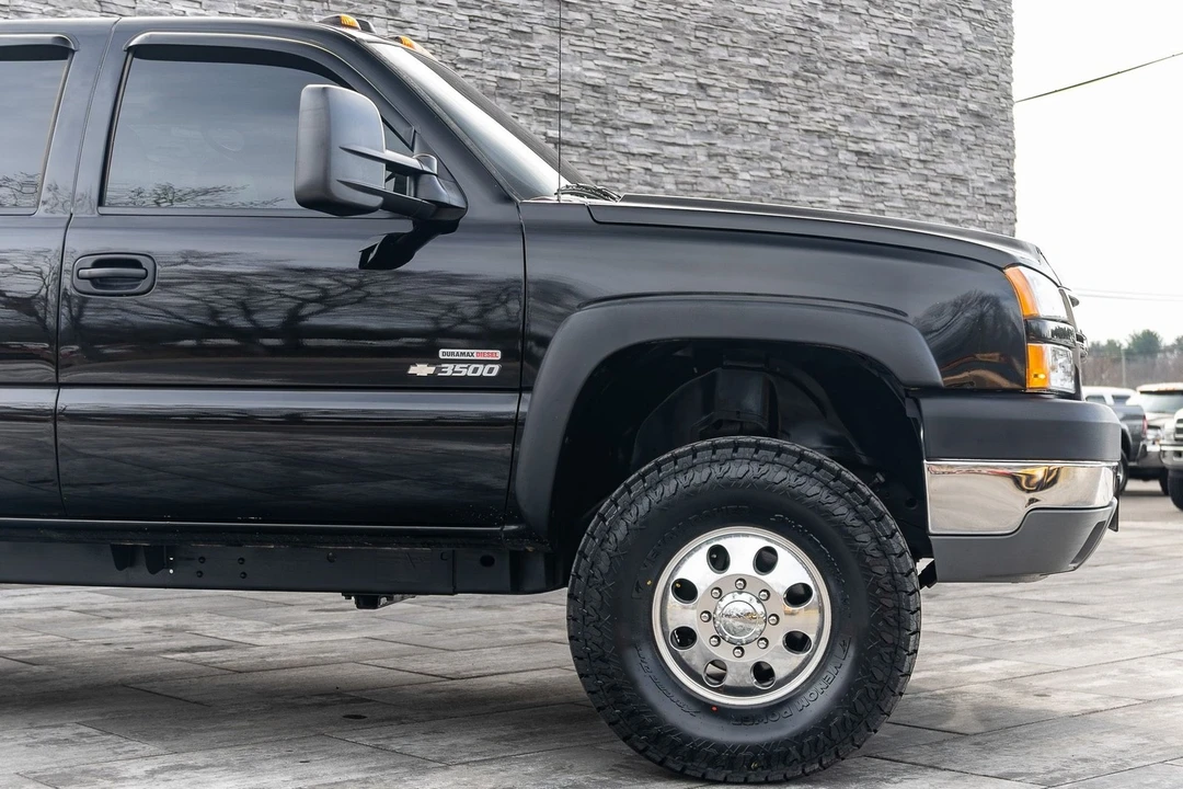 2005 Chevrolet Silverado Heavy Duty 1st Gen - Image 11 of 21