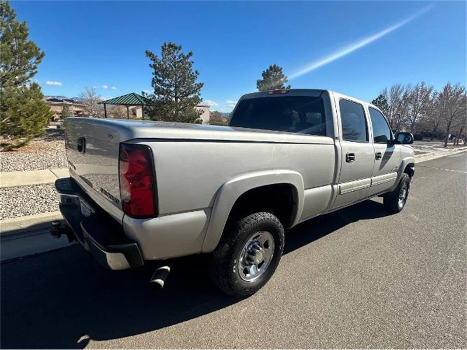 2005 Chevrolet Silverado 1st Gen - Image 10 of 13