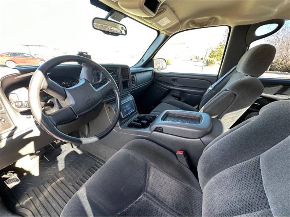 2005 Chevrolet Silverado 1st Gen - Image 3 of 13