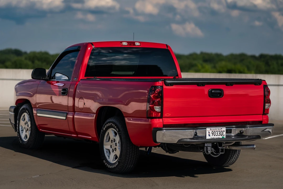 2005 Chevrolet Silverado 1st Gen - Image 4 of 31