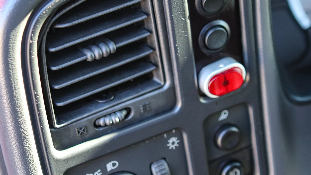 2005 Chevrolet Silverado 1st Gen - Image 29 of 31