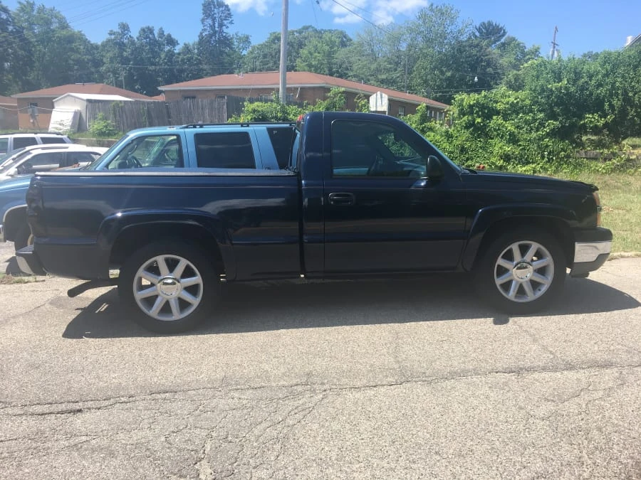 2005 Chevrolet Silverado 1st Gen - Image 2 of 3