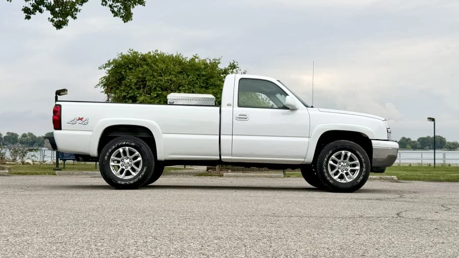 2005 Chevrolet Silverado 1st Gen - Image 9 of 24