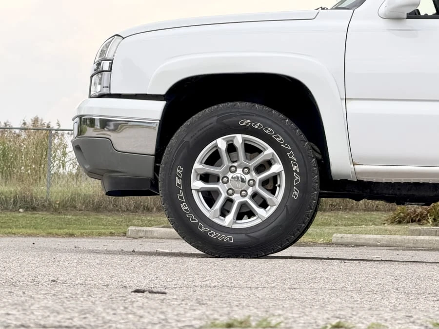 2005 Chevrolet Silverado 1st Gen - Image 13 of 24