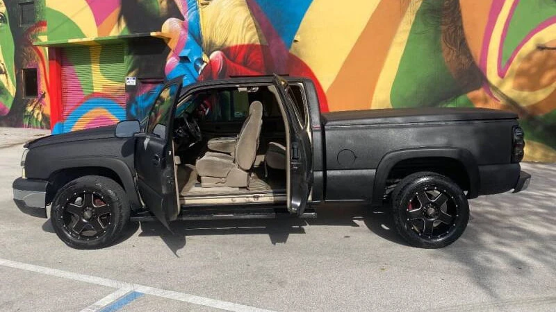 2005 Chevrolet Silverado 1st Gen - Image 11 of 15
