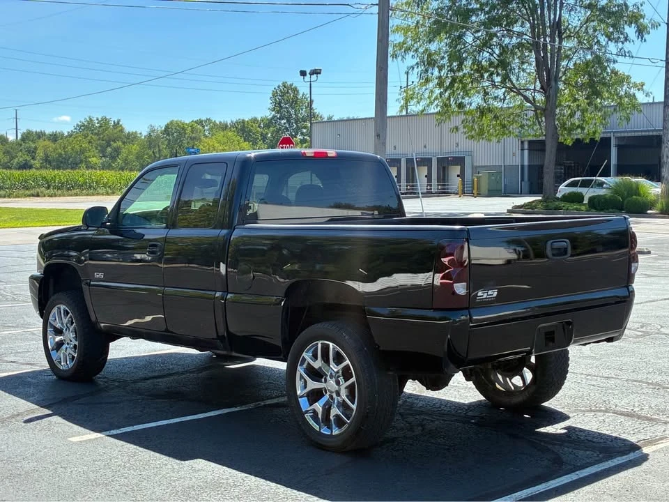 2005 Chevrolet Silverado 1st Gen - Image 5 of 13