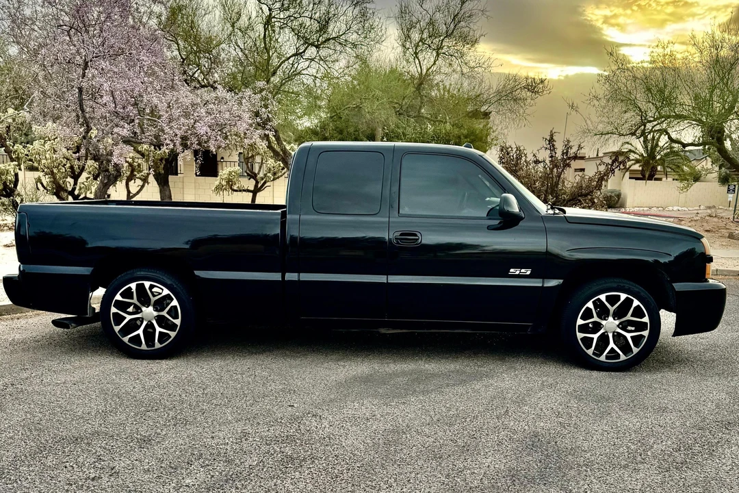 2005 Chevrolet Silverado 1st Gen - Image 3 of 31