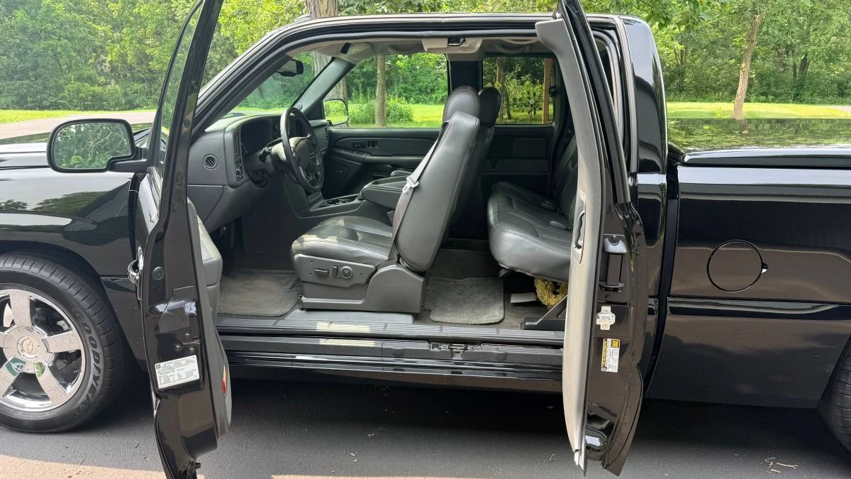 2005 Chevrolet Silverado 1st Gen - Image 13 of 24