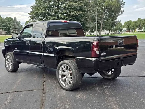 2005 Chevrolet Silverado SS