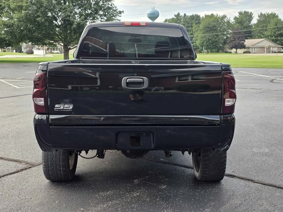 2005 Chevrolet Silverado 1st Gen - Image 3 of 9