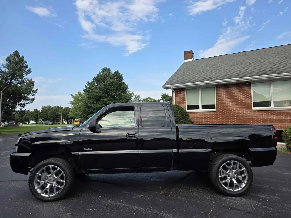 2005 Chevrolet Silverado 1st Gen - Image 2 of 9