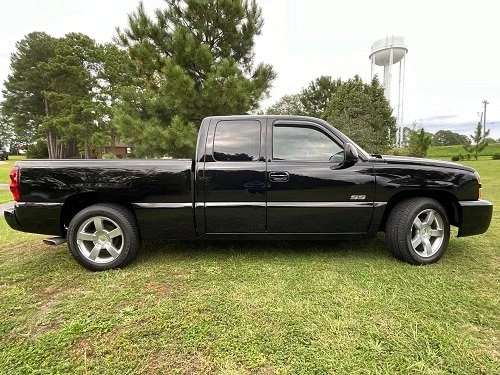 2005 Chevrolet Silverado 1st Gen - Image 2 of 4