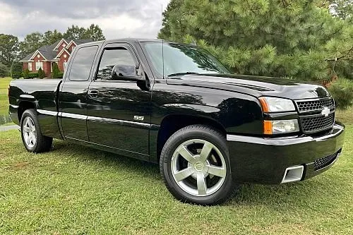 2005 Chevrolet Silverado SS V8 Power