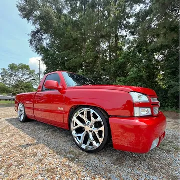 2005 Chevrolet Silverado SS Rep