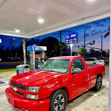 2005 Chevrolet Silverado SS Clone