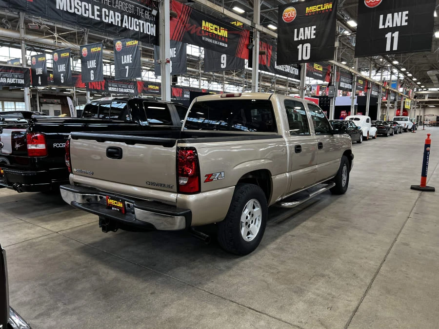 2005 Chevrolet Silverado 1st Gen - Image 2 of 4