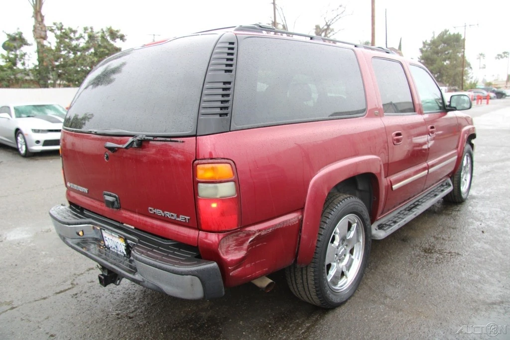 2005 Chevrolet Suburban 9th Gen - Image 6 of 21