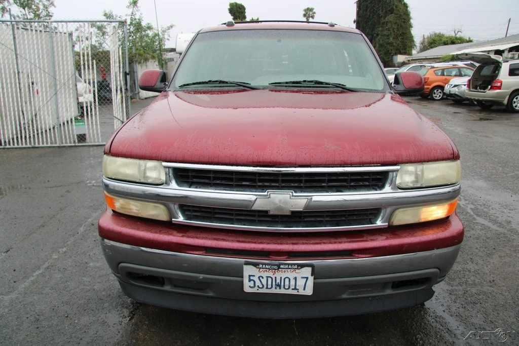 2005 Chevrolet Suburban 9th Gen - Image 9 of 21