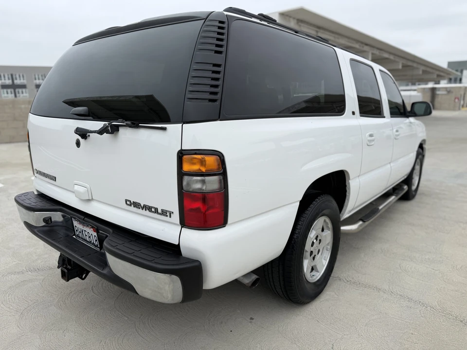 2005 Chevrolet Suburban 9th Gen - Image 29 of 31