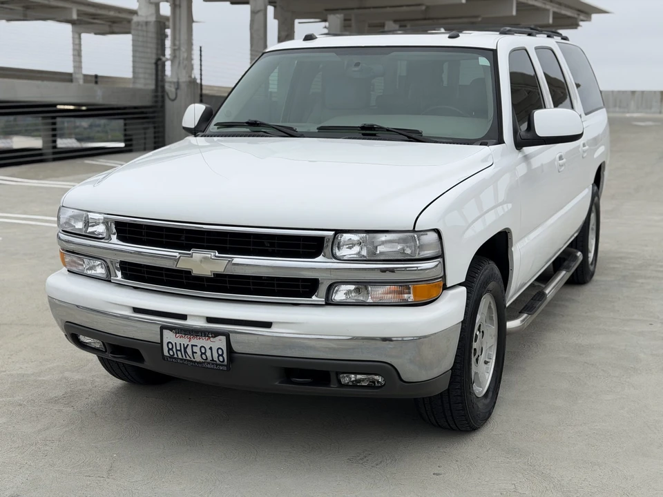2005 Chevrolet Suburban 9th Gen - Image 4 of 31