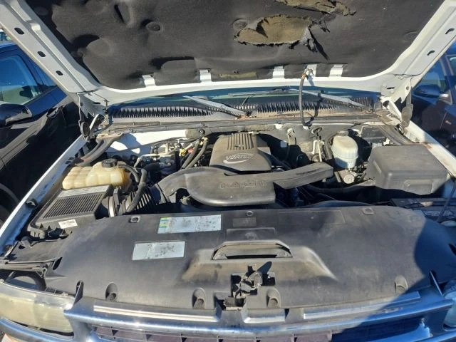 2005 Chevrolet Suburban 9th Gen - Image 6 of 11