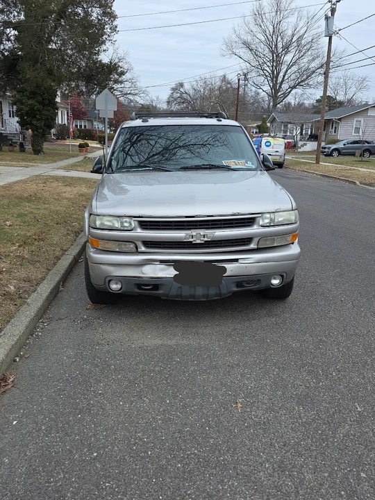2005 Chevrolet Suburban 10th Gen - Image 16 of 18
