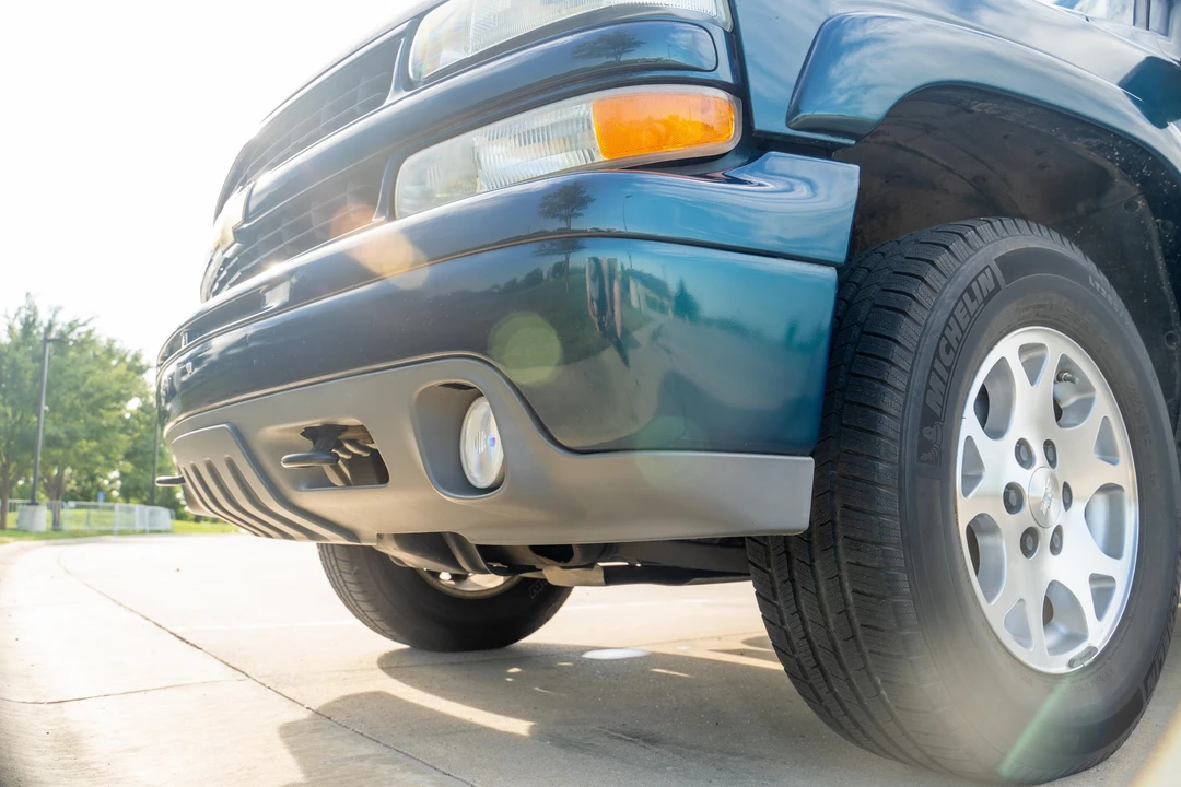 2005 Chevrolet Suburban 9th Gen - Image 28 of 31