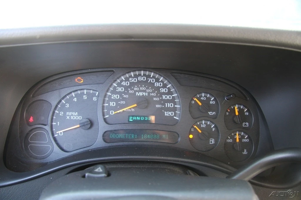2005 Chevrolet Tahoe 2nd Gen - Image 16 of 21