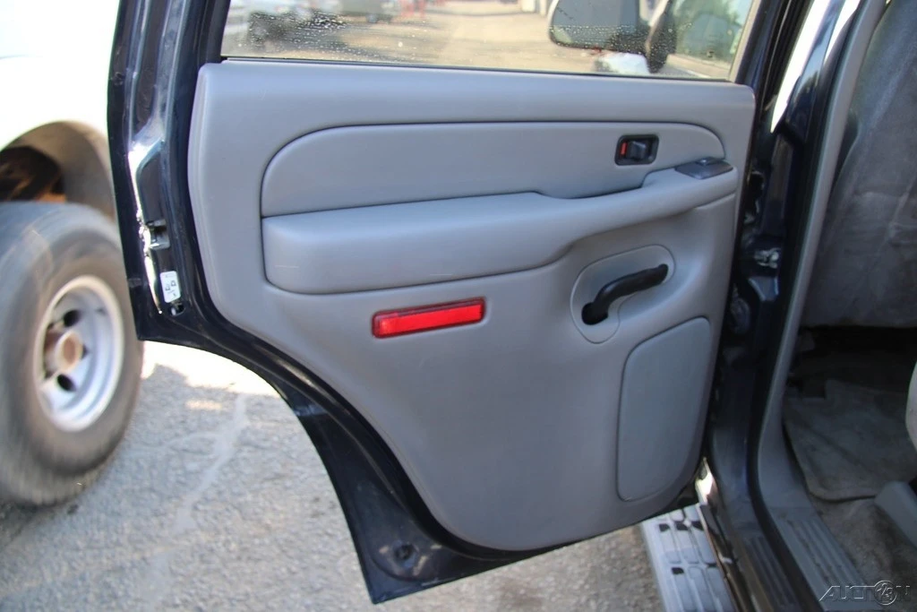 2005 Chevrolet Tahoe 2nd Gen - Image 19 of 21