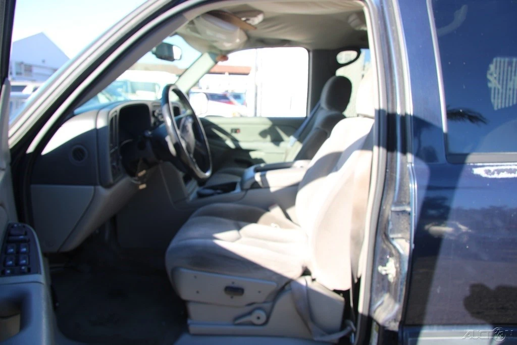 2005 Chevrolet Tahoe 2nd Gen - Image 13 of 21
