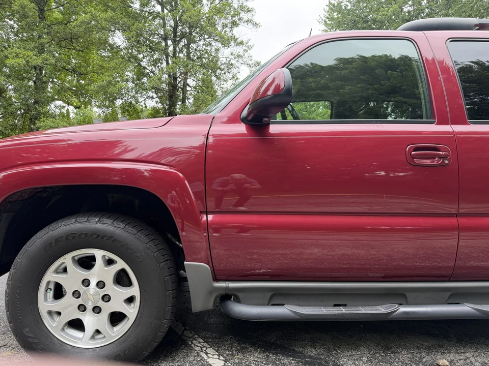 2005 Chevrolet Tahoe 2nd Gen - Image 25 of 31