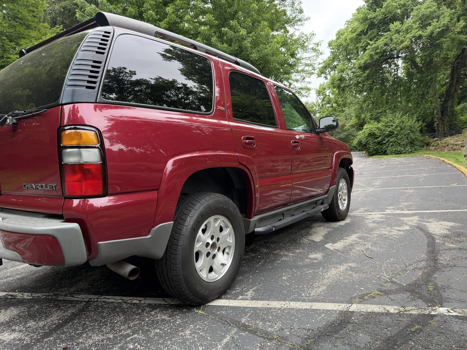 2005 Chevrolet Tahoe 2nd Gen - Image 11 of 31