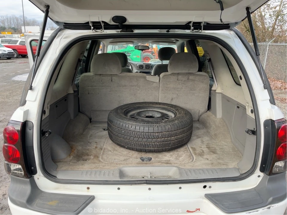 2005 Chevrolet Trailblazer - Image 9 of 12