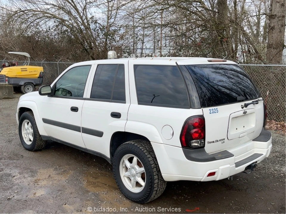 2005 Chevrolet Trailblazer - Image 3 of 12