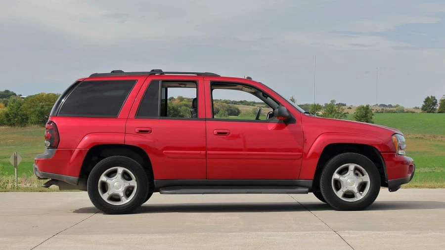 2005 Chevrolet Trailblazer - Image 2 of 23