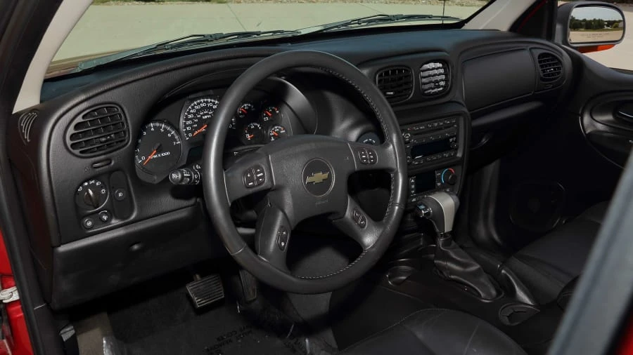 2005 Chevrolet Trailblazer - Image 16 of 23