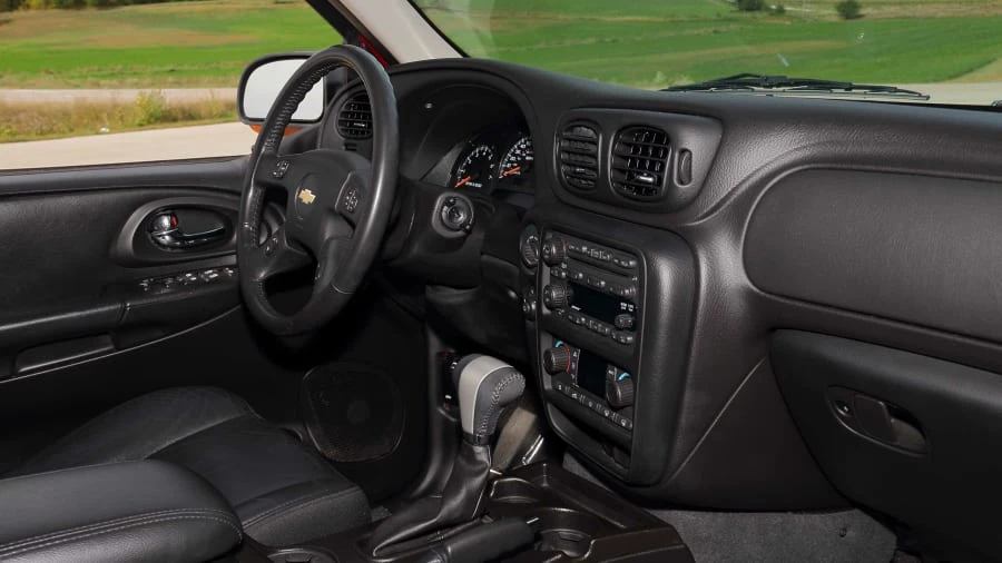 2005 Chevrolet Trailblazer - Image 18 of 23
