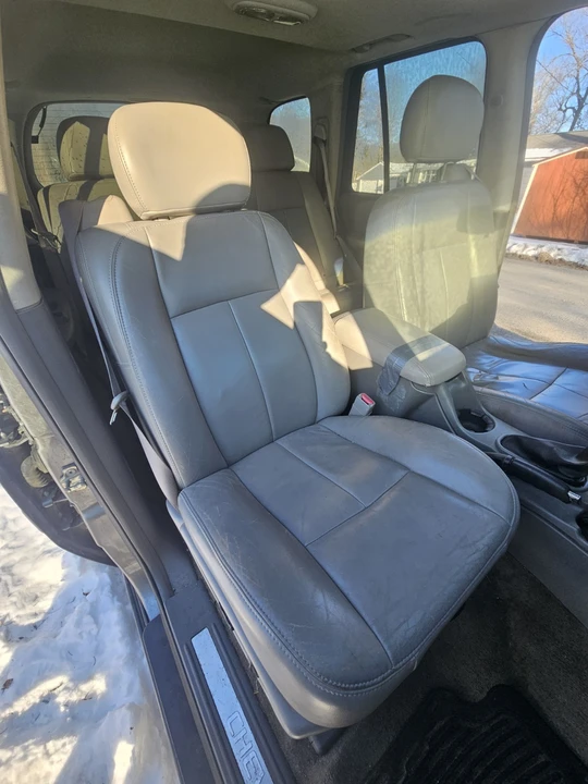 2005 Chevrolet Trailblazer - Image 10 of 17