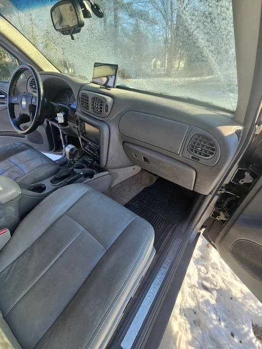 2005 Chevrolet Trailblazer - Image 12 of 17