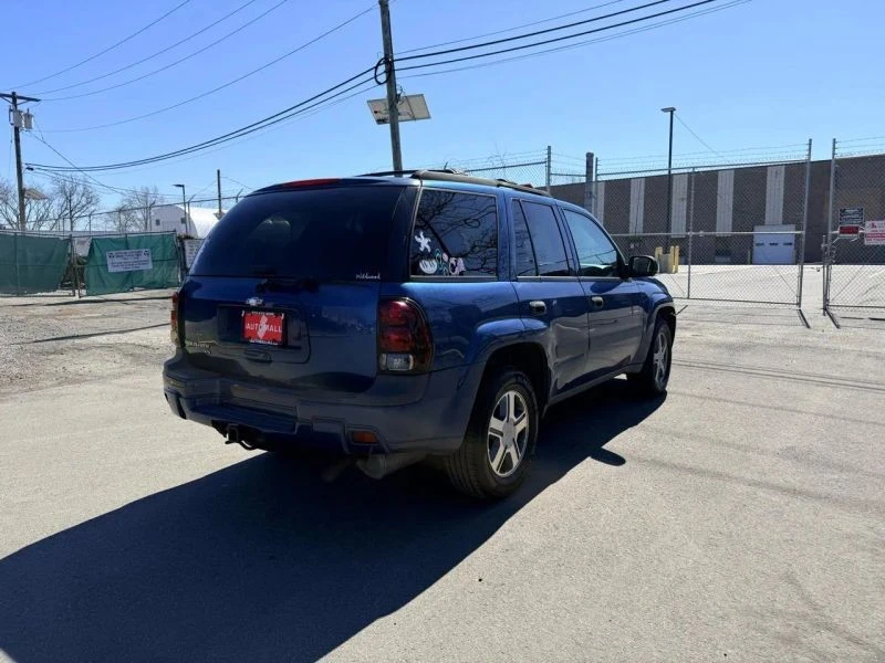2005 Chevrolet Trailblazer - Image 3 of 12