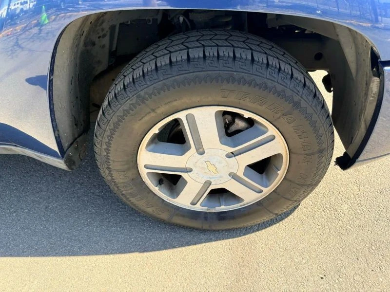 2005 Chevrolet Trailblazer - Image 12 of 12