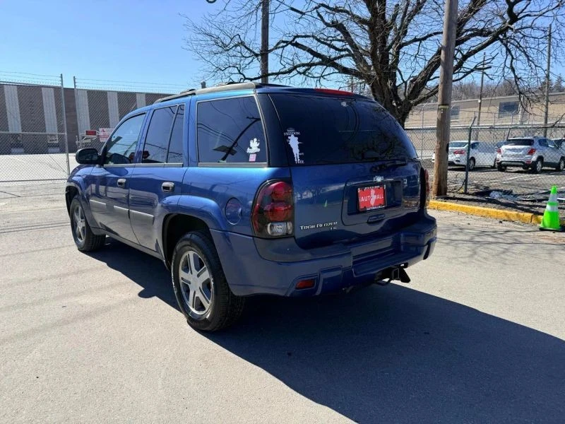 2005 Chevrolet Trailblazer - Image 5 of 12