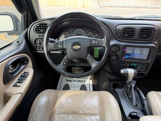 2005 Chevrolet Trailblazer - Image 17 of 21