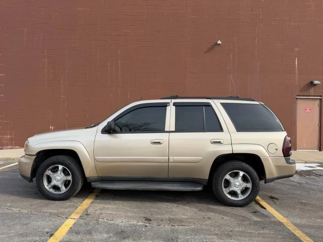 2005 Chevrolet Trailblazer - Image 9 of 21