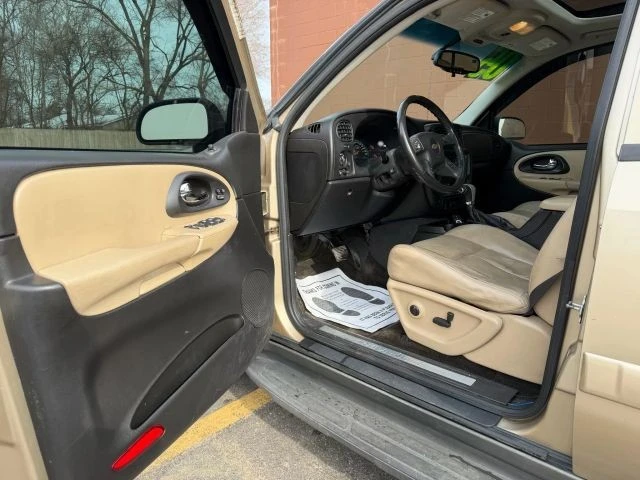 2005 Chevrolet Trailblazer - Image 10 of 21