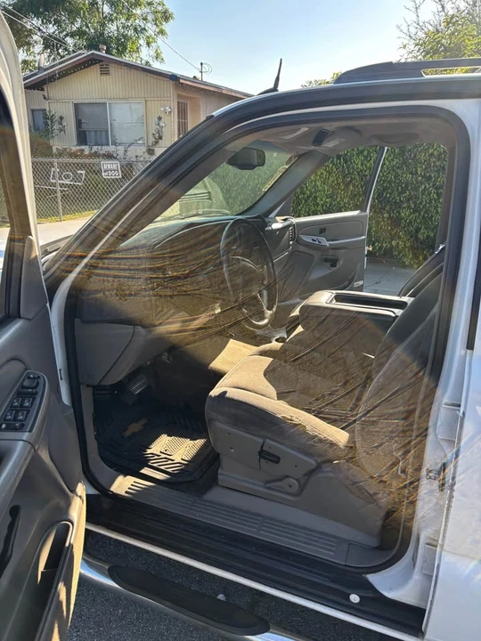 2005 Chevrolet Avalanche - Image 13 of 19