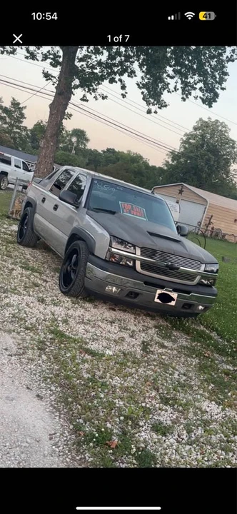 2005 Chevrolet Avalanche - Image 6 of 9