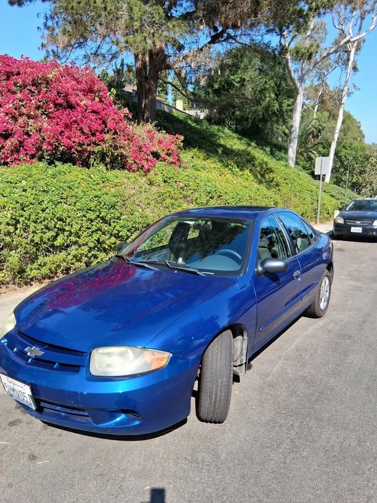 2005 Chevrolet Cavalier - Image 2 of 7